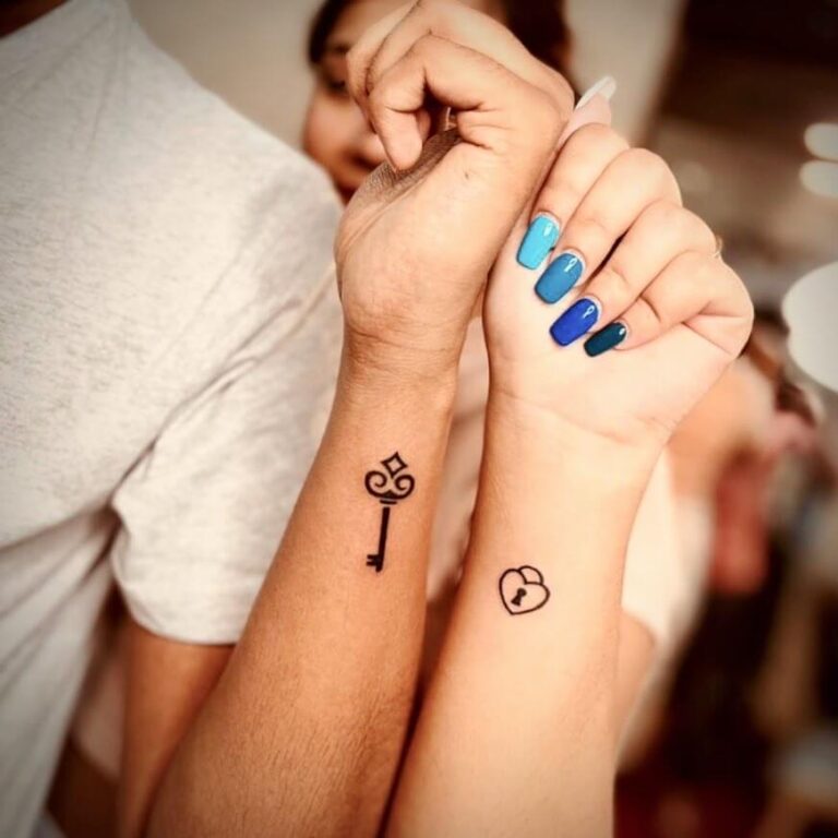 skin-pricks-couple-tattoo2